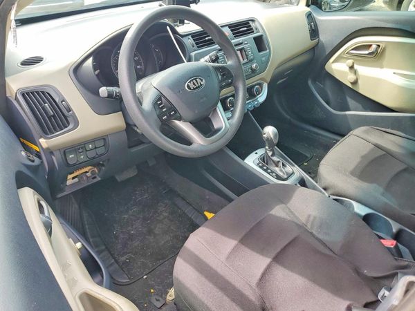 2015 KIA RIO GL - Middle-low