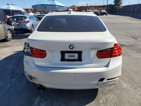 2013 BMW 328