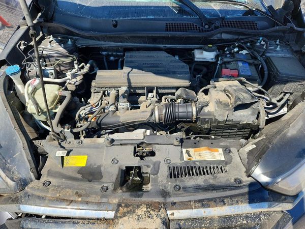 2022 HONDA CRV Touring — Engine bay
