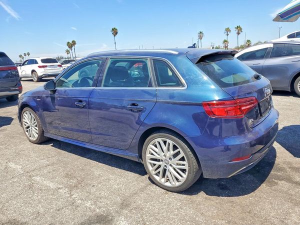 2018 AUDI A3 e-tron Premium Plus