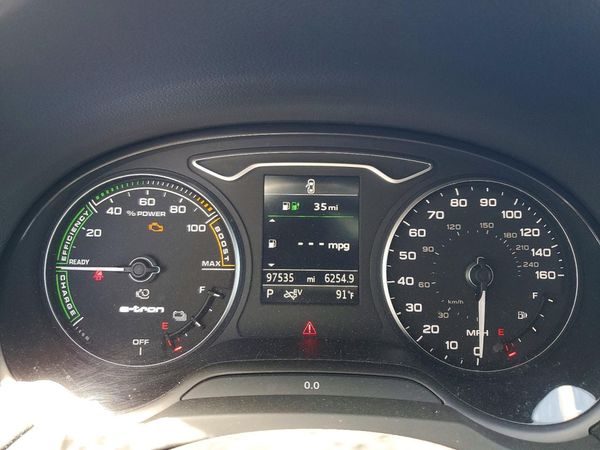 2018 AUDI A3 e-tron Premium Plus