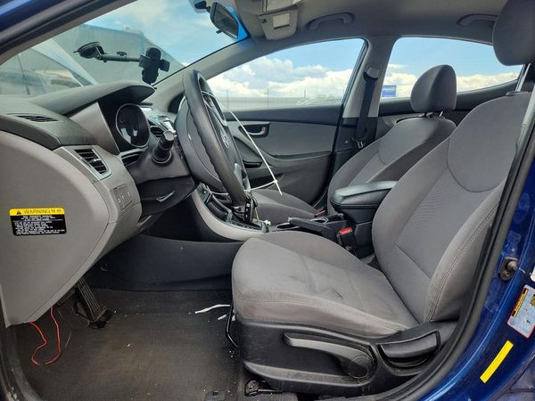 2016 HYUNDAI ELANTRA
