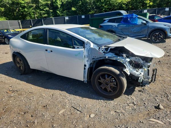 2023 TOYOTA PRIUS