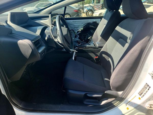 2023 TOYOTA PRIUS