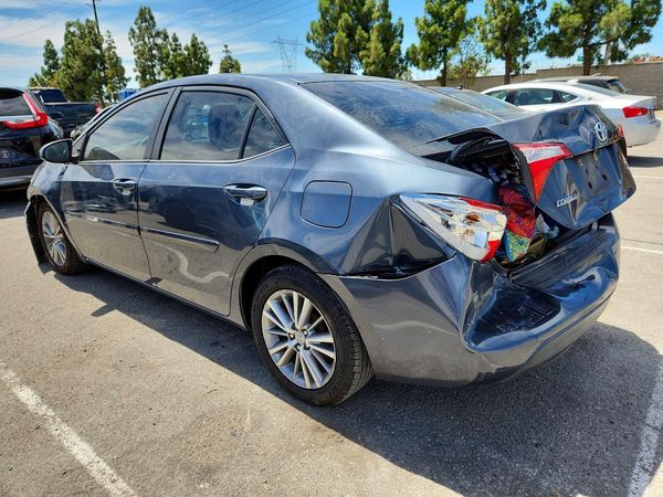 2015 TOYOTA COROLLA