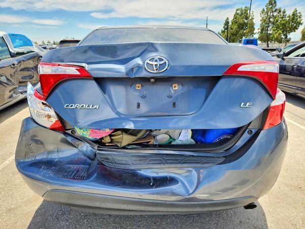 2015 TOYOTA COROLLA