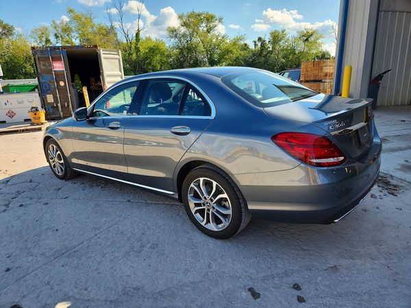 2017 MERCEDES-BENZ C C300-4M