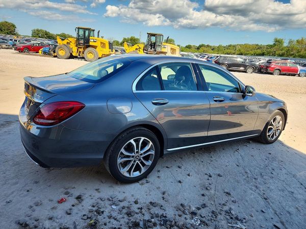 2017 MERCEDES-BENZ C C300-4M