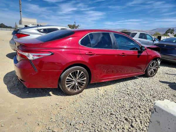 2018 TOYOTA CAMRY L/LE/SE/XLE