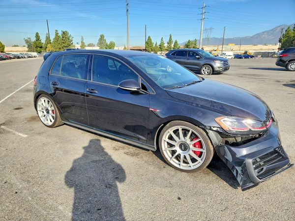 2018 VOLKSWAGEN GTI S, SE, Autobahn — Passenger 3/4