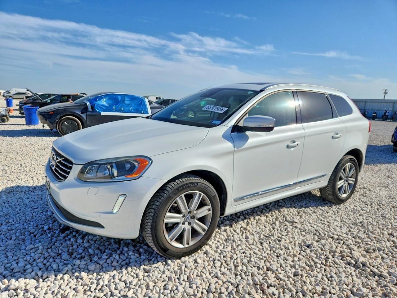 2016 VOLVO XC60