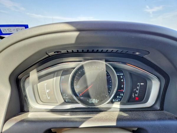 2016 VOLVO XC60