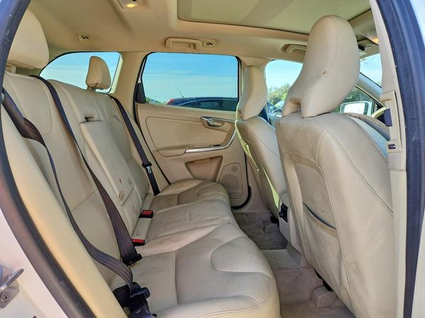 2016 VOLVO XC60