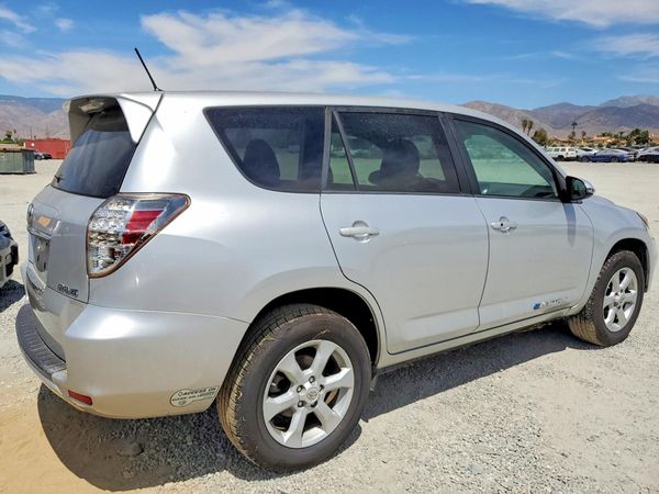 2013 TOYOTA RAV4 EV BA High