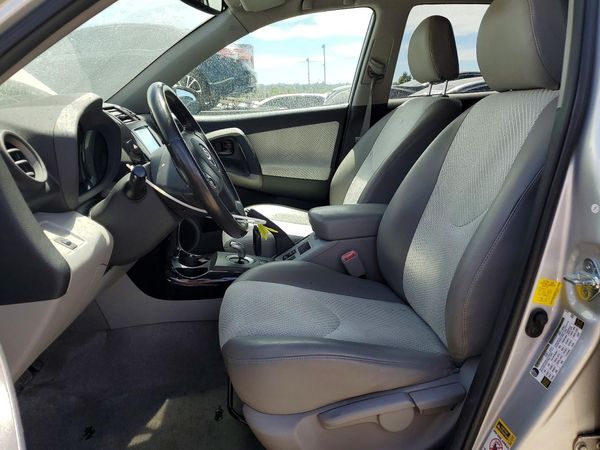 2013 TOYOTA RAV4 EV BA High