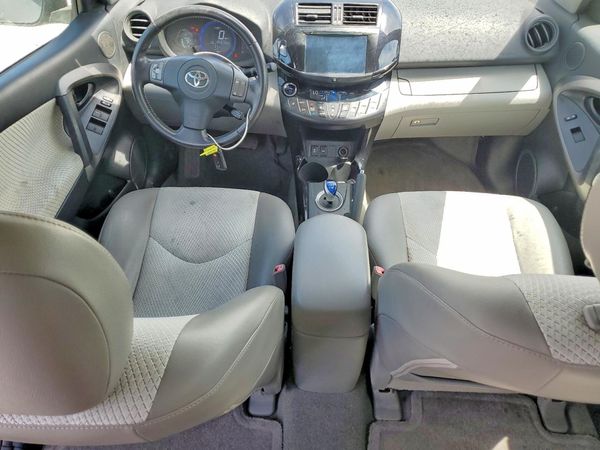 2013 TOYOTA RAV4 EV BA High