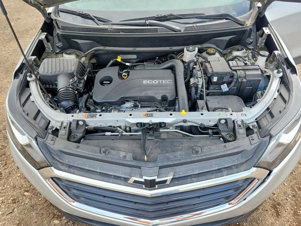 2020 CHEVROLET EQUINOX LS — Engine bay