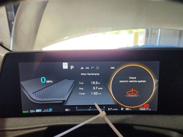2023 KIA EV6 Light, Wind