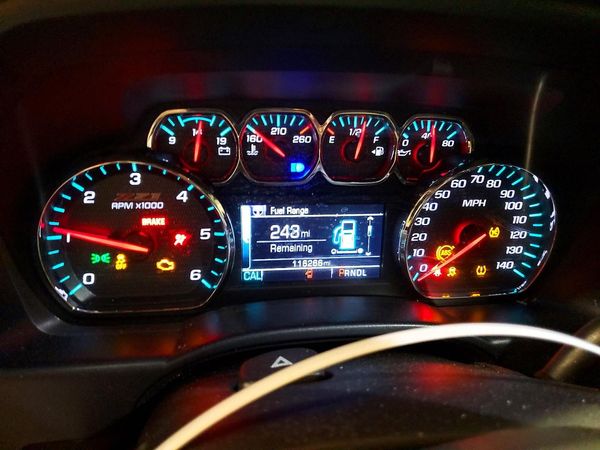 2018 CHEVROLET SILVERADO LT