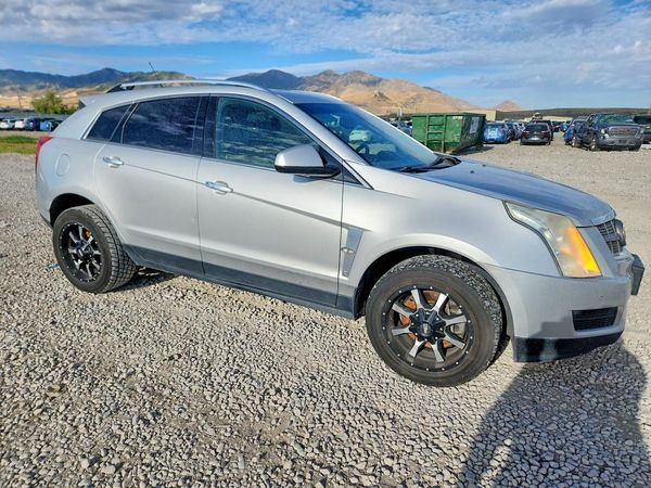 2012 CADILLAC SRX Luxury