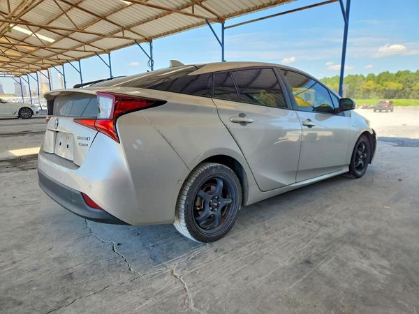 2022 TOYOTA PRIUS