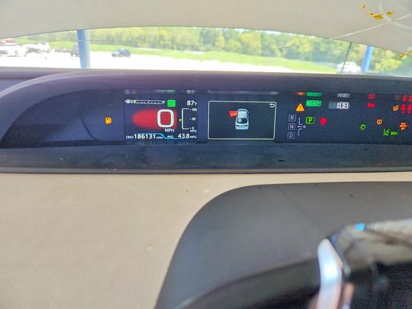 2022 TOYOTA PRIUS