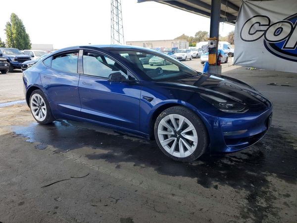 2022 TESLA MODEL 3