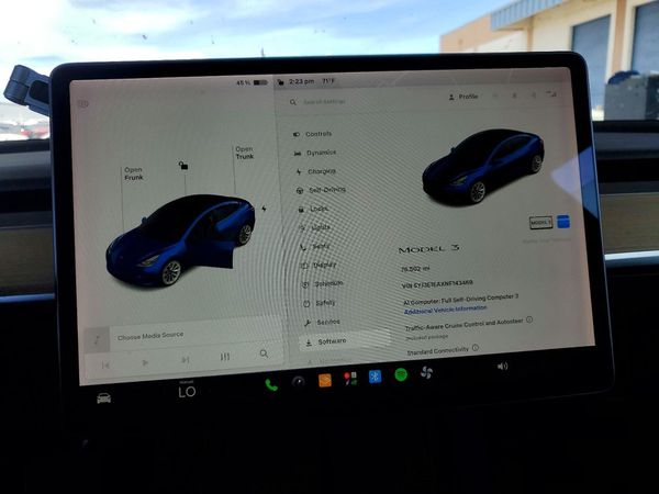 2022 TESLA MODEL 3