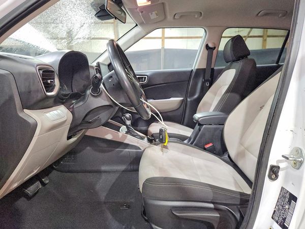 2021 HYUNDAI VENUE SEL & Denim