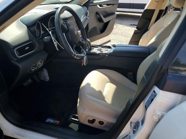2020 MASERATI LEVANTE — DENT