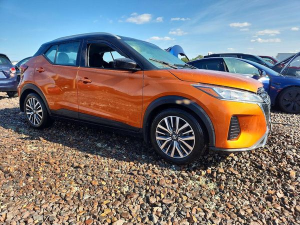 2021 NISSAN KICKS SV — Passenger 3/4