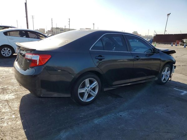 2013 TOYOTA CAMRY