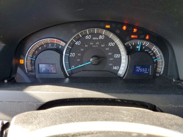2013 TOYOTA CAMRY