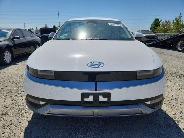 2022 HYUNDAI IONIQ SE