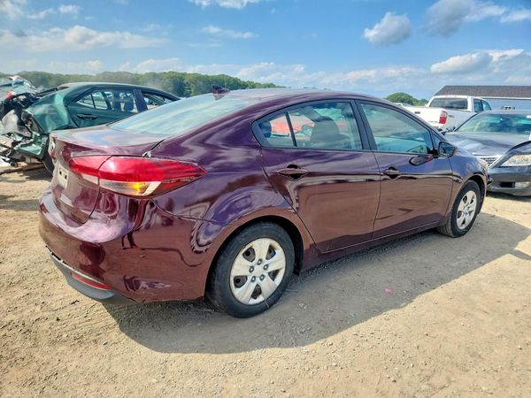 2017 KIA FORTE LX Base