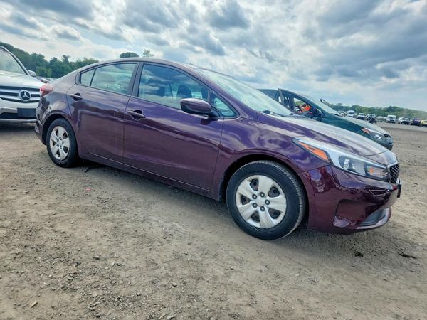 2017 KIA FORTE LX Base