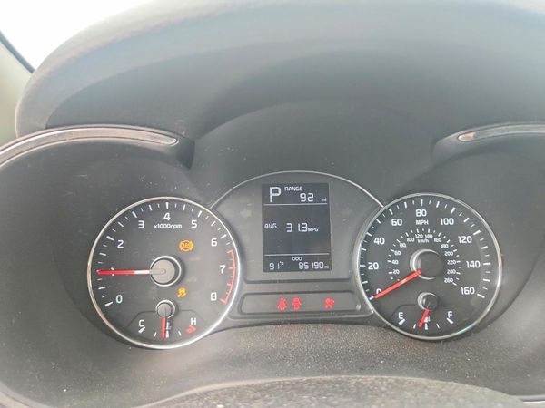 2017 KIA FORTE LX Base