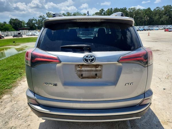 2018 TOYOTA RAV4 — DIRR