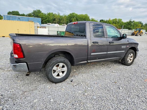2014 RAM 1500 ST QUAD CAB 4X4