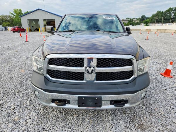 2014 RAM 1500 ST QUAD CAB 4X4