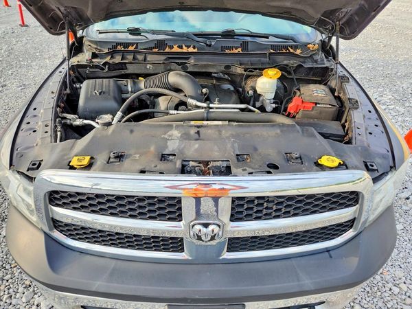 2014 RAM 1500 ST QUAD CAB 4X4