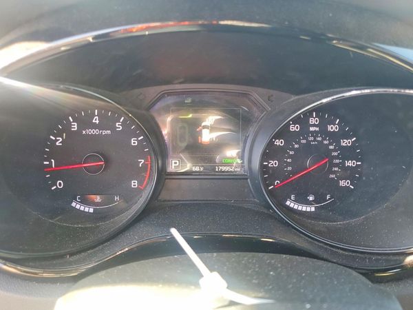 2015 KIA SEDONA
