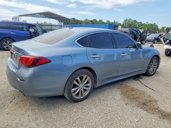2018 INFINITI Q70