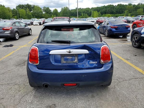 2014 MINI COOPER