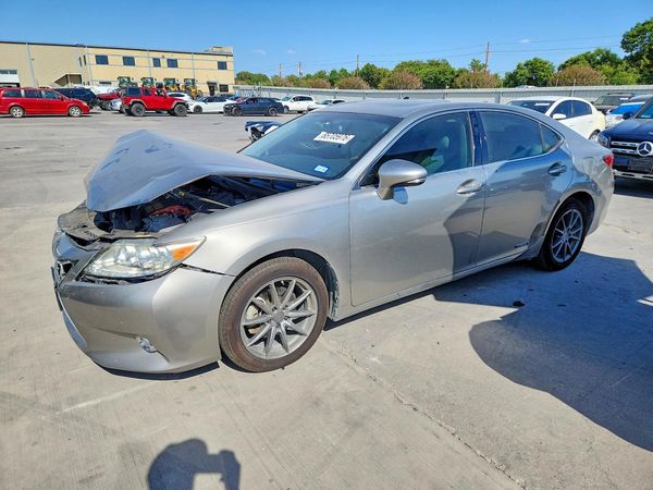 2015 LEXUS ES