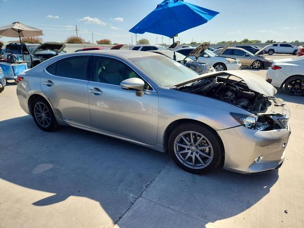 2015 LEXUS ES