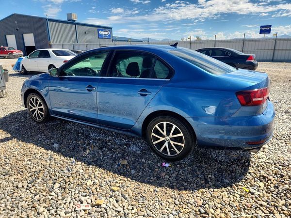 2018 VOLKSWAGEN JETTA