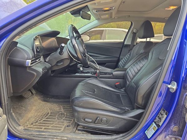2022 HYUNDAI ELANTRA SEL w/ Premium Pkg — DENT