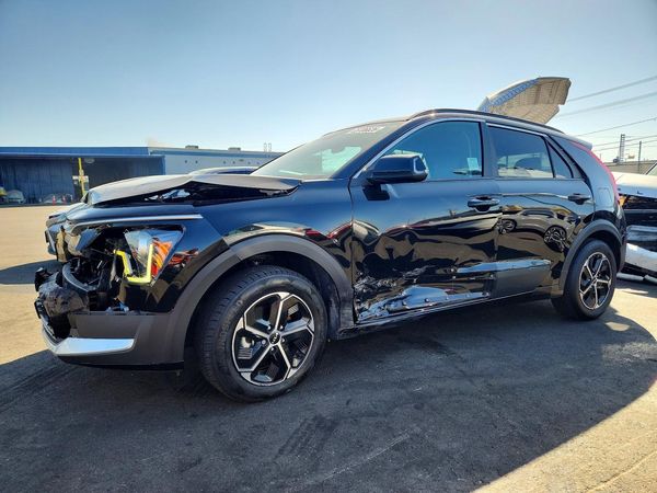 2025 KIA NIRO