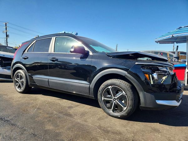 2025 KIA NIRO